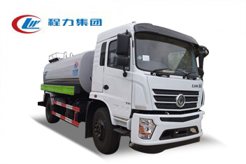 国六东风专底绿化喷洒车10-12方