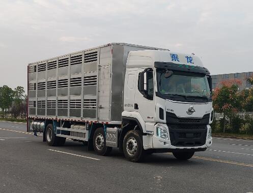 聚尘王牌HNY5250CCQL6型畜禽运输车